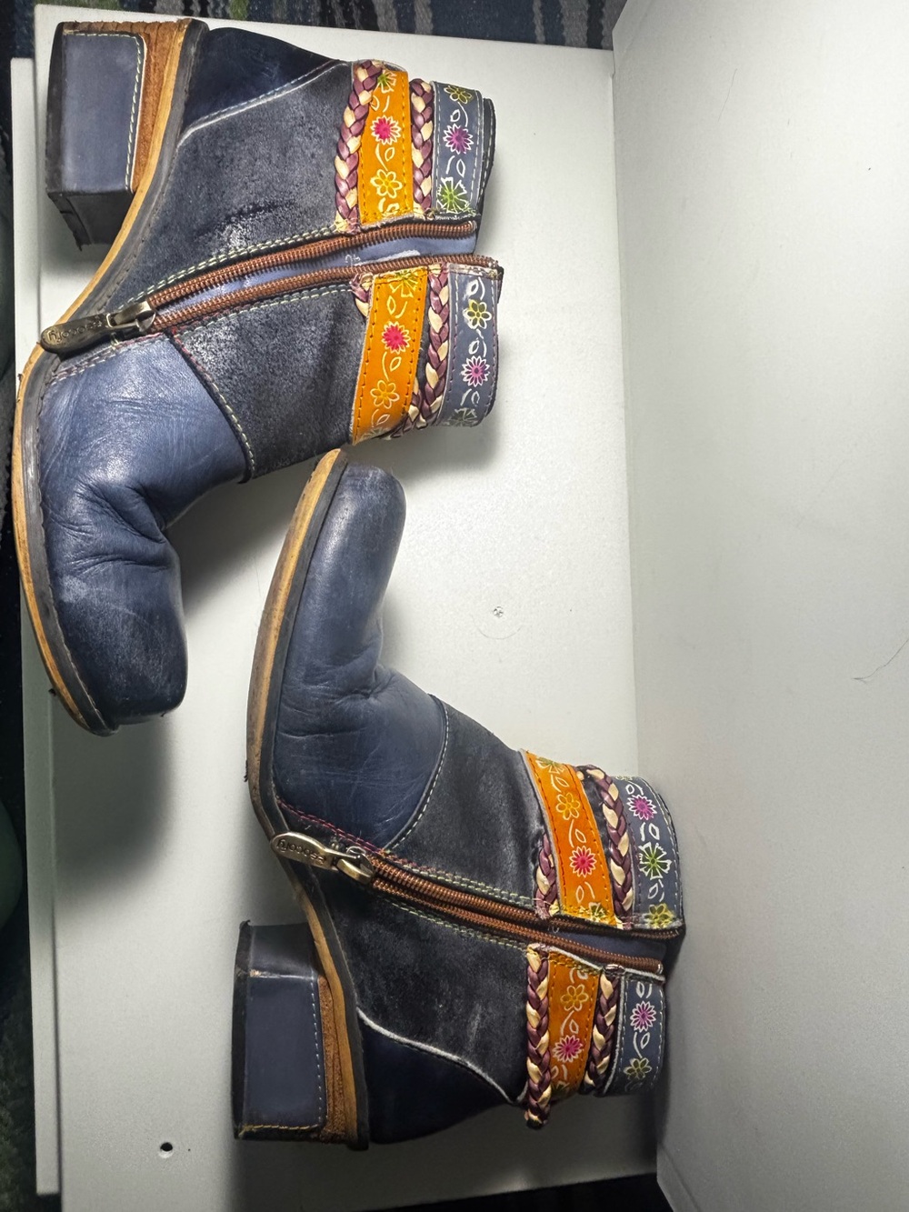 Socofy Leather booties